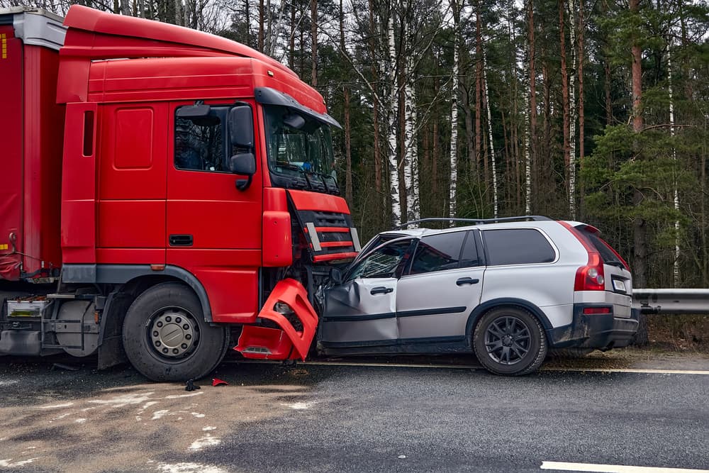 When to Hire a Truck Accident Attorney.